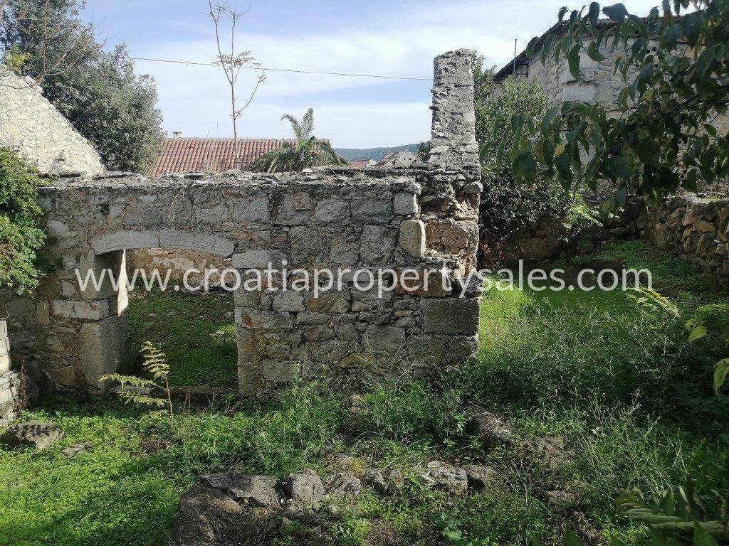 Casa In vendita - SPLITSKO-DALMATINSKA  HVAR 