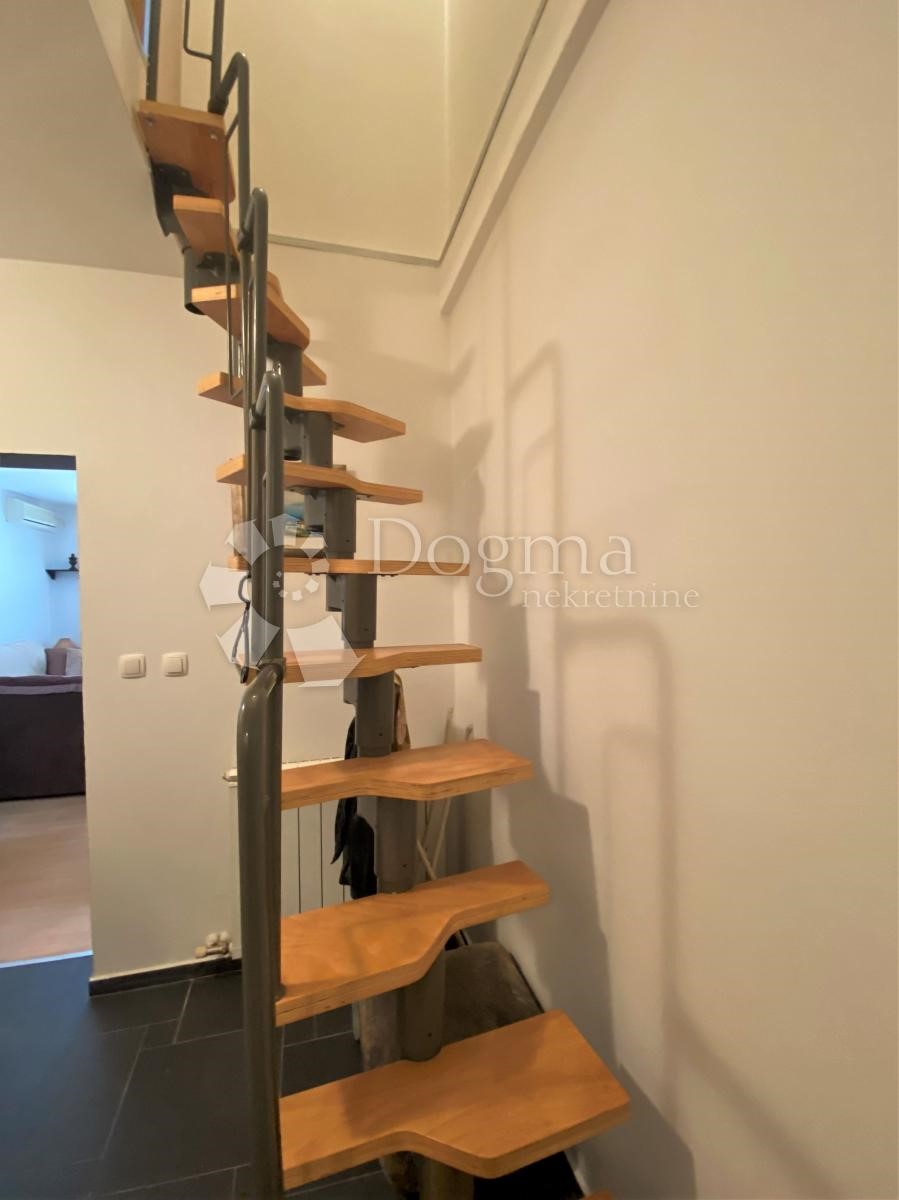 Flat For sale - PRIMORSKO-GORANSKA  VIŠKOVO 