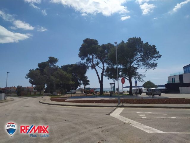 Pozemok na predaj 734 m² – Fažana