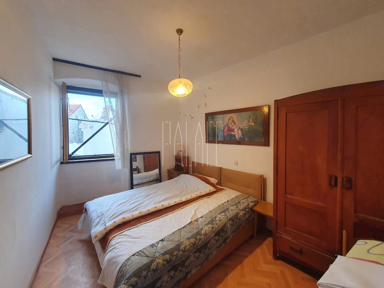 Apartmán Na predaj - SPLITSKO-DALMATINSKA  STARI GRAD 