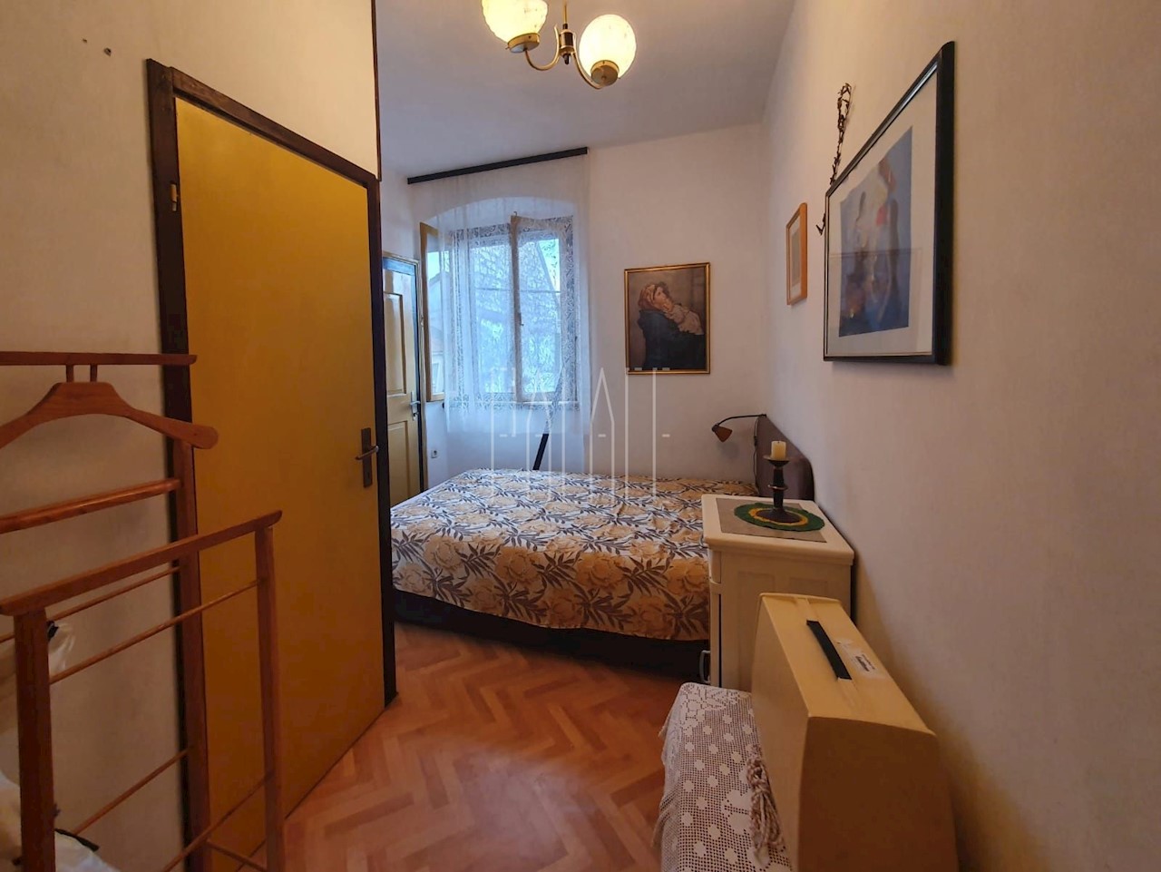 Apartmán Na predaj - SPLITSKO-DALMATINSKA  STARI GRAD 