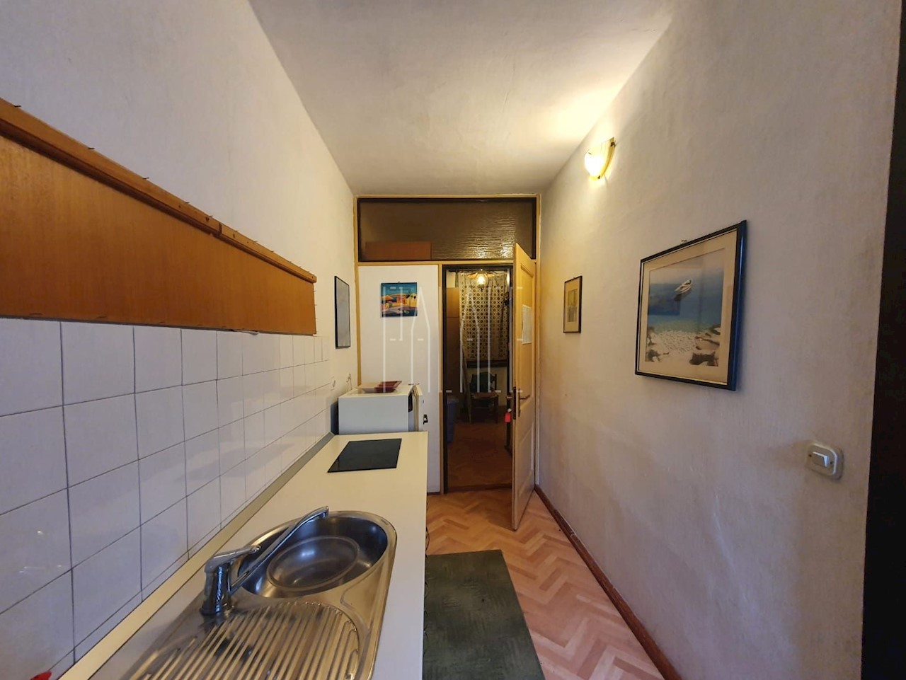 Apartmán Na predaj - SPLITSKO-DALMATINSKA  STARI GRAD 