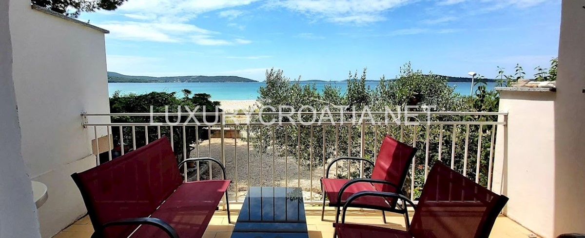 Dom Na predaj - ŠIBENSKO-KNINSKA  TRIBUNJ 