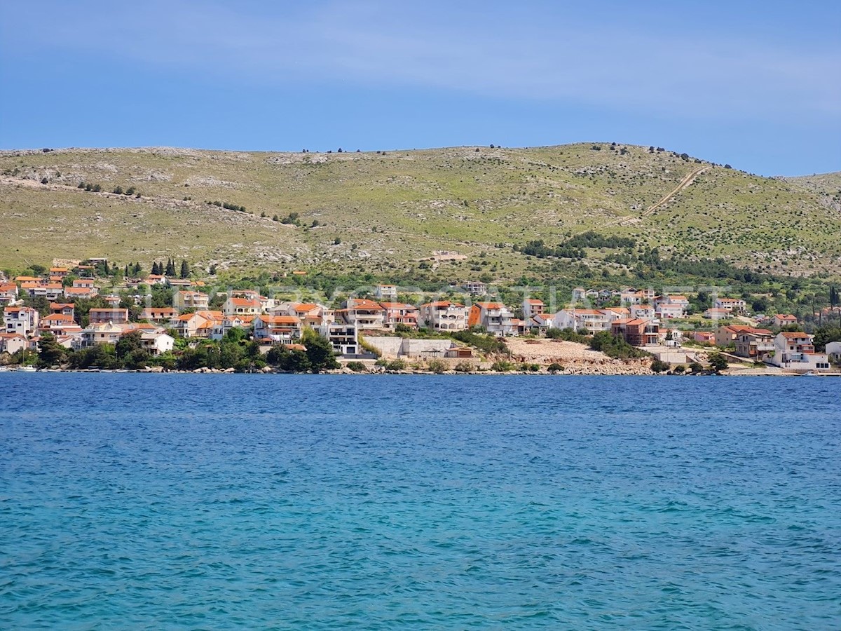 Terreno In vendita - ŠIBENSKO-KNINSKA  ŠIBENIK 