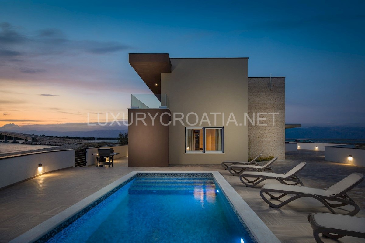 House For sale - ZADARSKA  NIN 