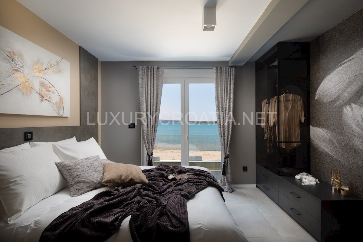House For sale - ZADARSKA  NIN 