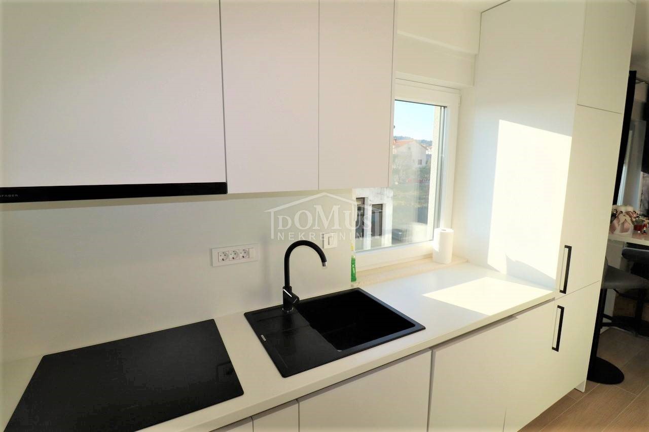 Flat For sale - ŠIBENSKO-KNINSKA  VODICE 