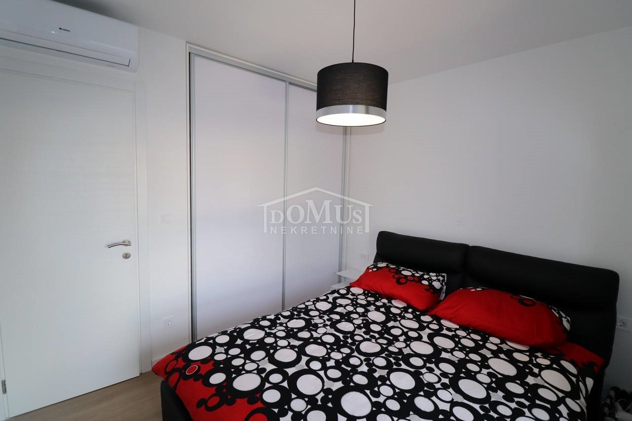 Flat For sale - ŠIBENSKO-KNINSKA  VODICE 