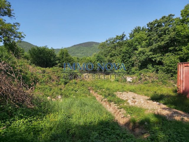 Land for sale 1427 m² – Kučeli