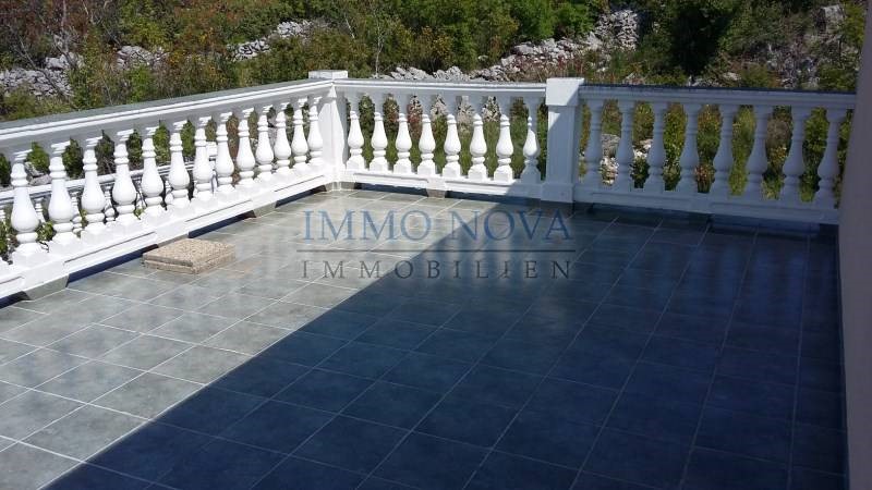 Dom Na sprzedaż - PRIMORSKO-GORANSKA  CRIKVENICA 