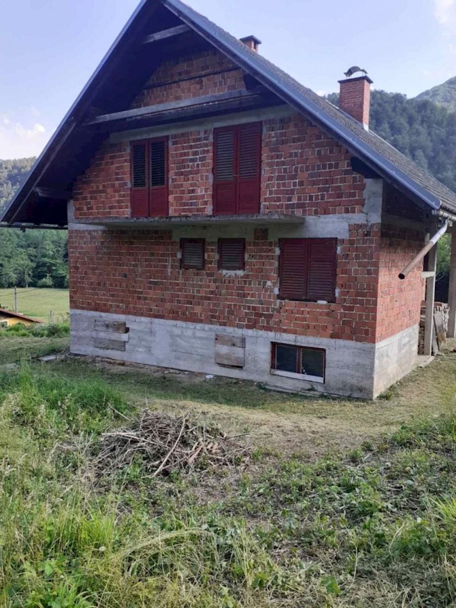 Casa In vendita - PRIMORSKO-GORANSKA  DELNICE 