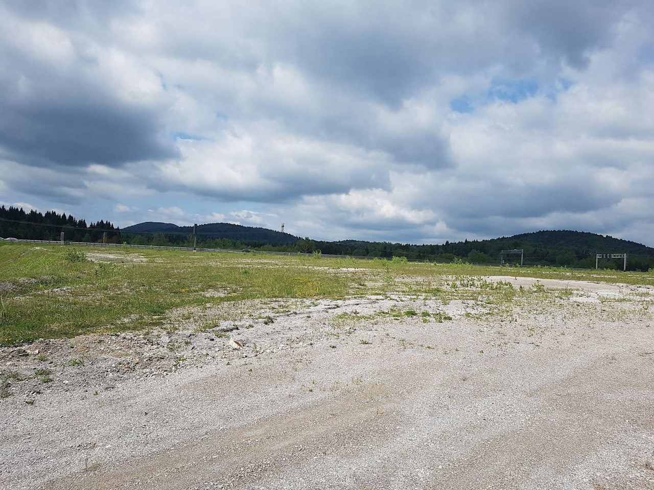 Zemljište Na prodaju - PRIMORSKO-GORANSKA  RAVNA GORA 