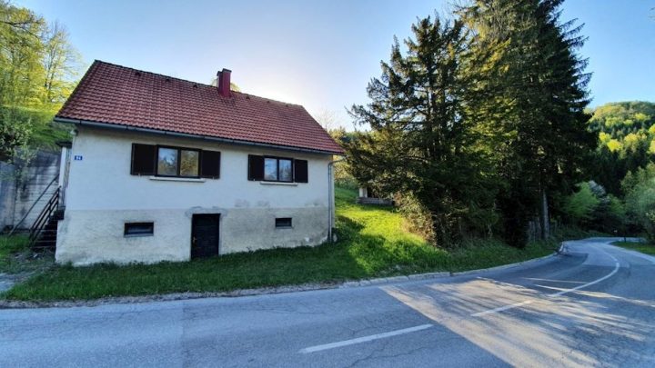 Maison à vendre 160 m² – Ravna Gora