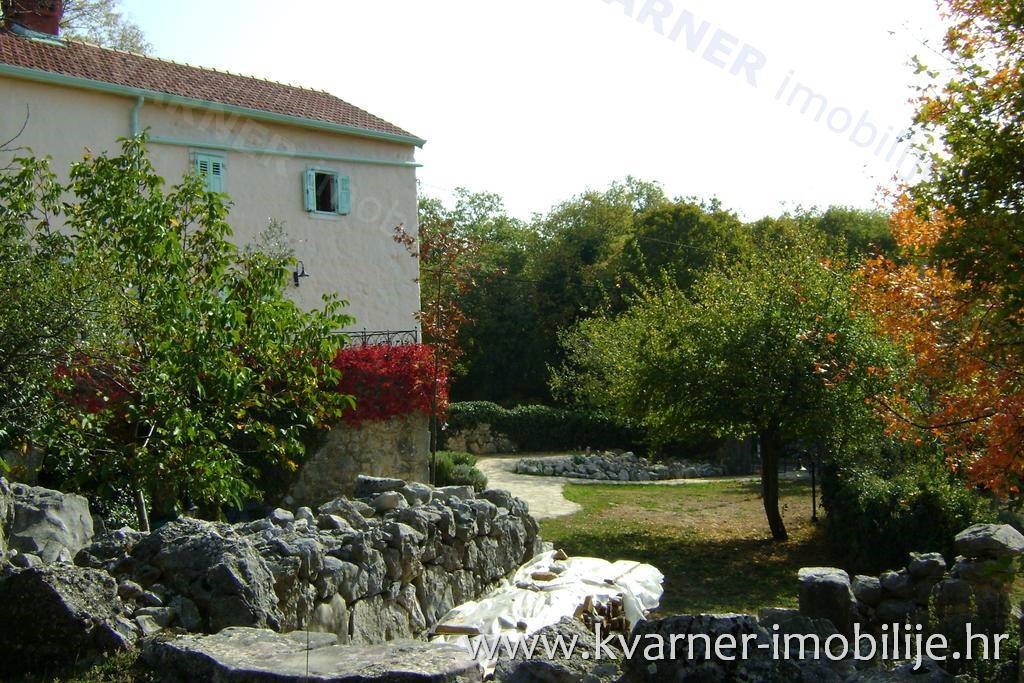 Dom Na predaj - PRIMORSKO-GORANSKA  KRK 
