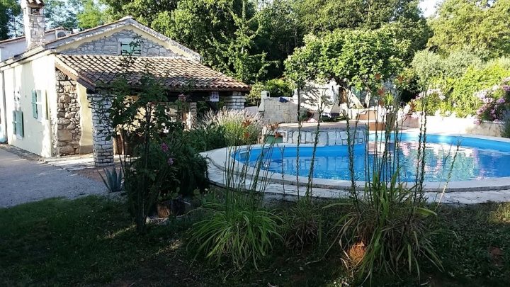 Kuća za najam 70 m² – Županići