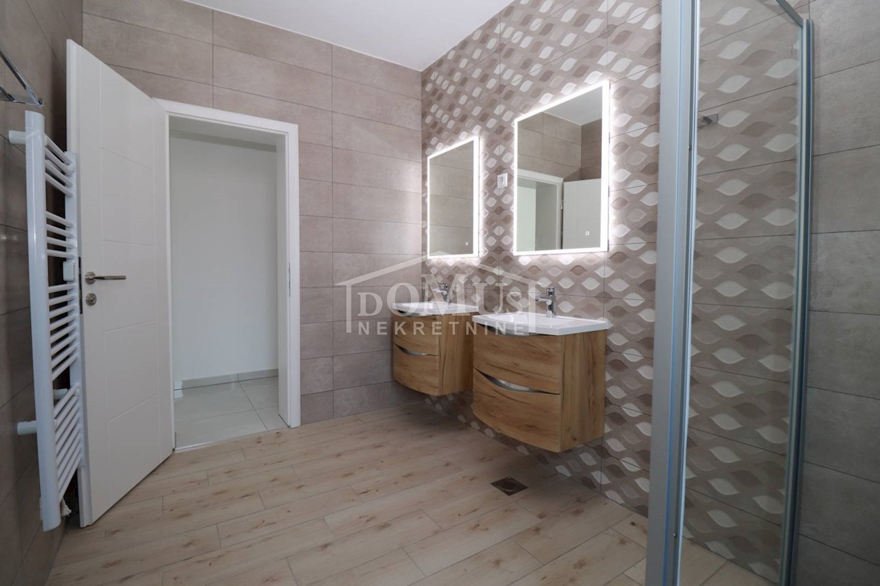 Apartmán Na prodej - ŠIBENSKO-KNINSKA  VODICE 