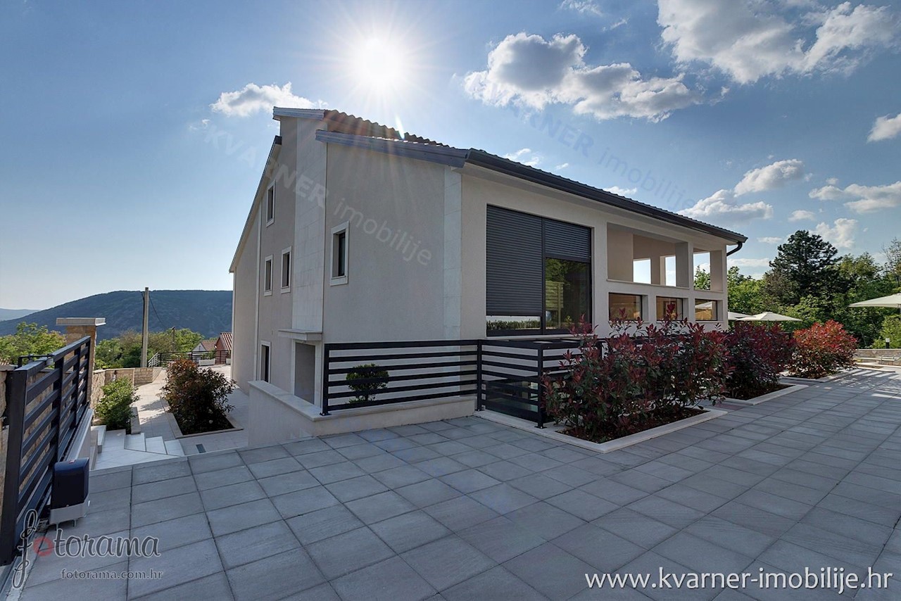 House For sale - PRIMORSKO-GORANSKA  CRIKVENICA 