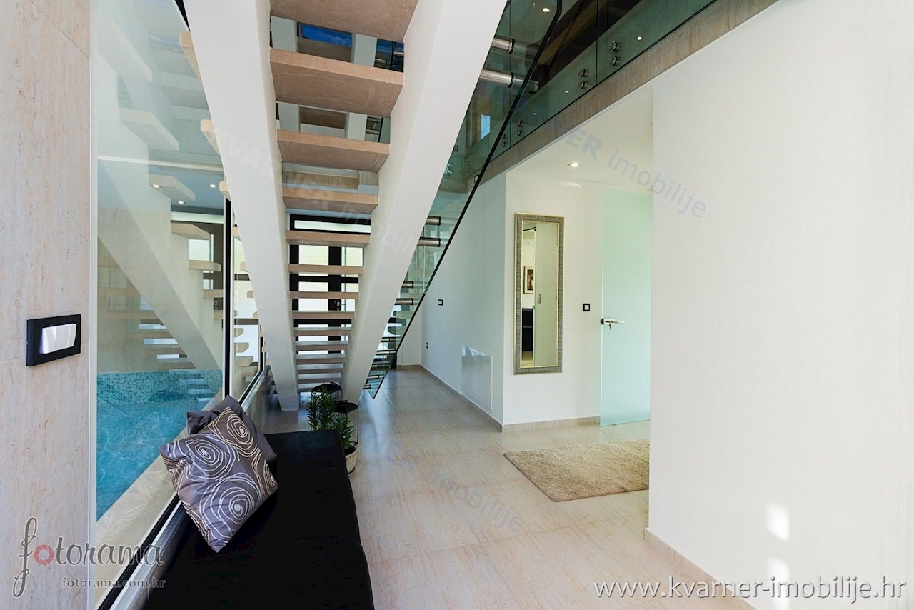 House For sale - PRIMORSKO-GORANSKA  CRIKVENICA 