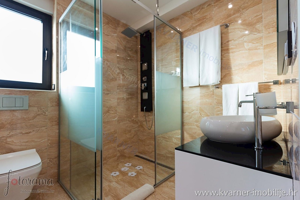 House For sale - PRIMORSKO-GORANSKA  CRIKVENICA 