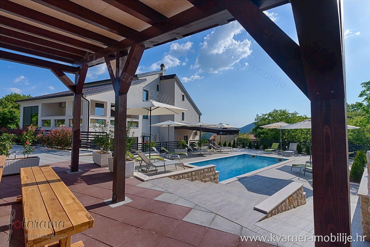 House For sale - PRIMORSKO-GORANSKA  CRIKVENICA 