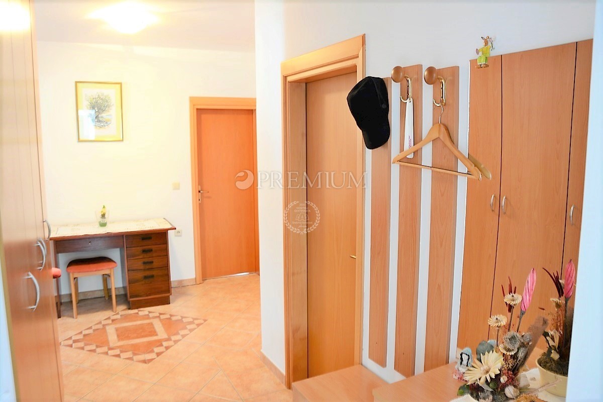 Appartement À vendre - PRIMORSKO-GORANSKA  KRK 