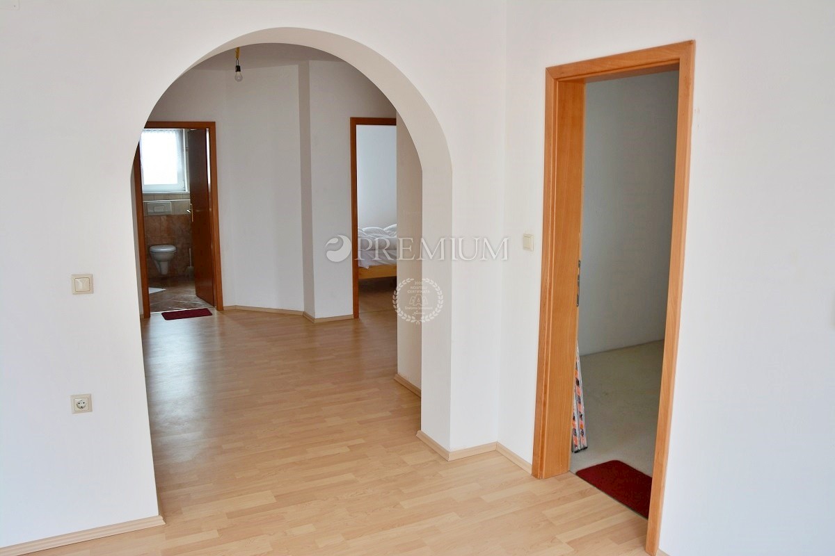 Appartement À vendre - PRIMORSKO-GORANSKA  KRK 