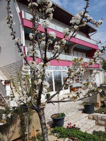 Hiša Na predaj - Primorsko-goranska Novi Vinodolski - foto 2/18