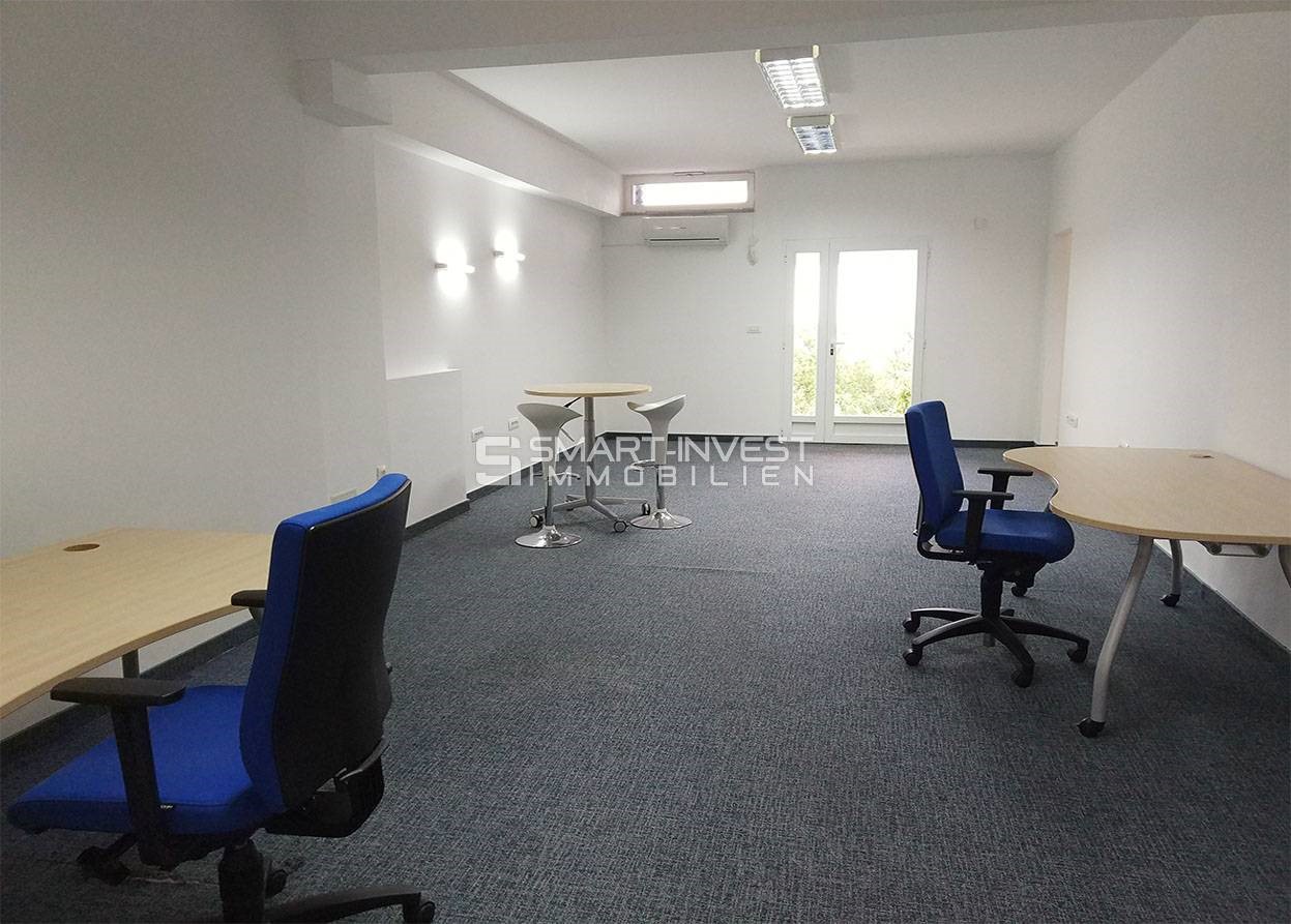 Business premises For rent - PRIMORSKO-GORANSKA  RIJEKA 