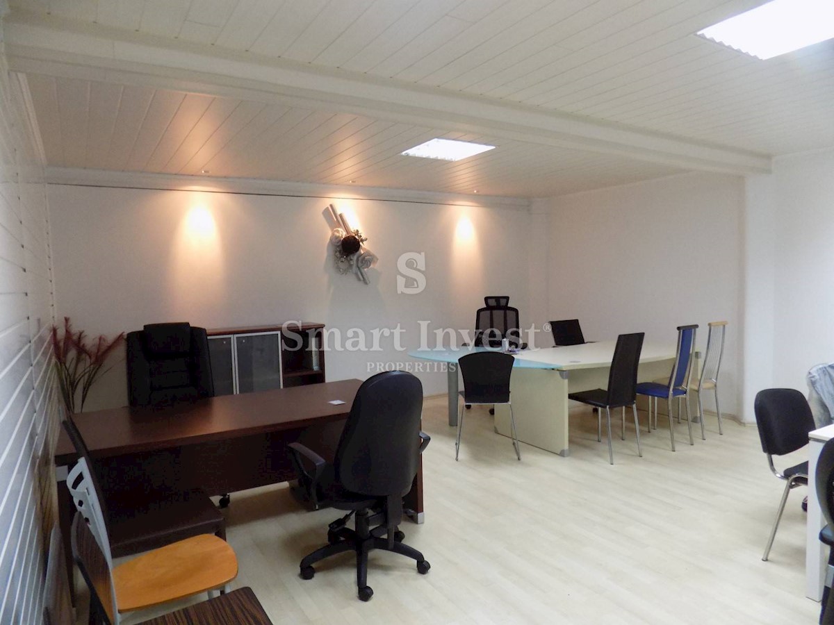 Business premises For sale - PRIMORSKO-GORANSKA  RIJEKA 