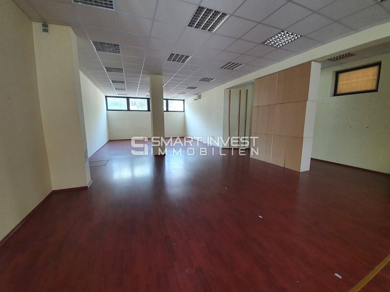 Business premises For sale PODMURVICE