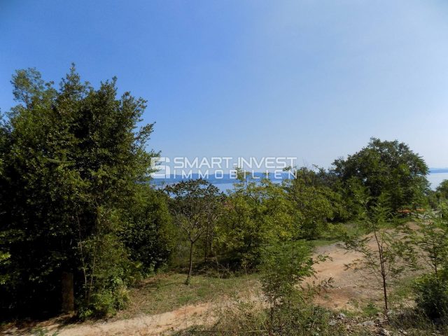 Land for sale 1400 m² – Ičići