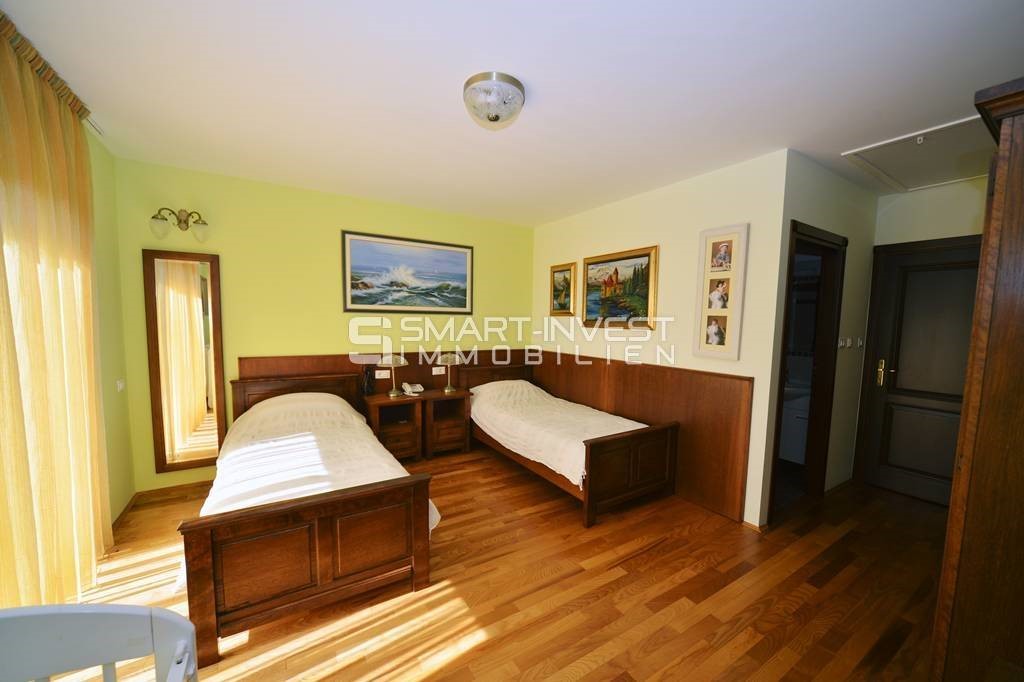 House For sale - PRIMORSKO-GORANSKA  OPATIJA 