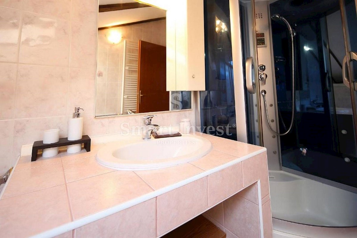 Apartment Zu verkaufen - PRIMORSKO-GORANSKA  OPATIJA 