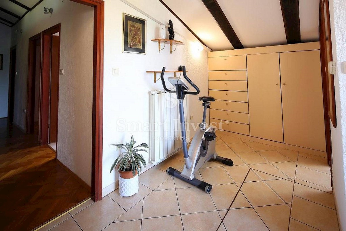 Apartment Zu verkaufen - PRIMORSKO-GORANSKA  OPATIJA 