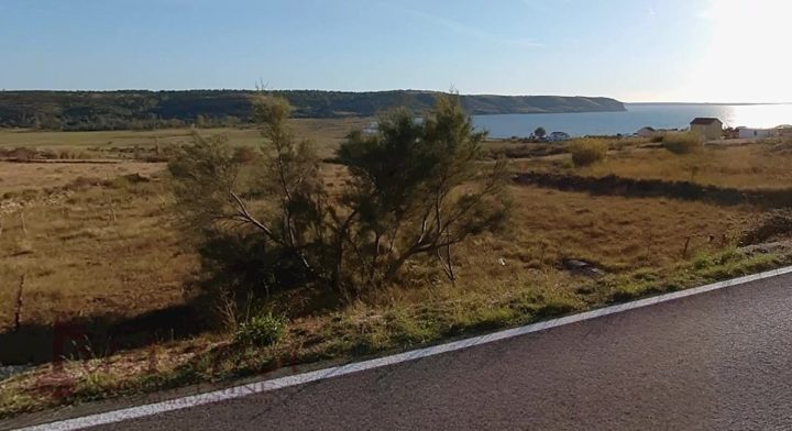 Pozemok na predaj 2499 m² – Rtina