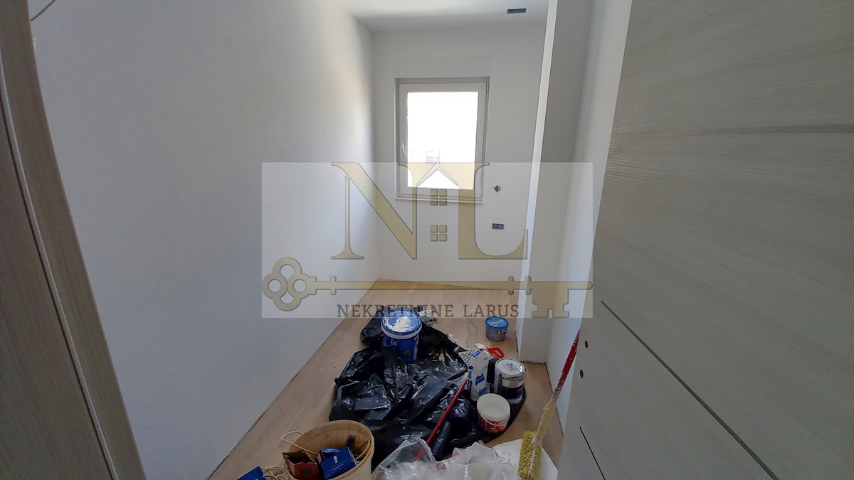 Apartma Na predaj - SPLITSKO-DALMATINSKA  SEGET 