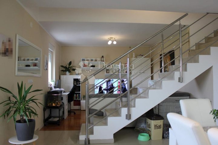 Flat for sale 98 m² – Pula