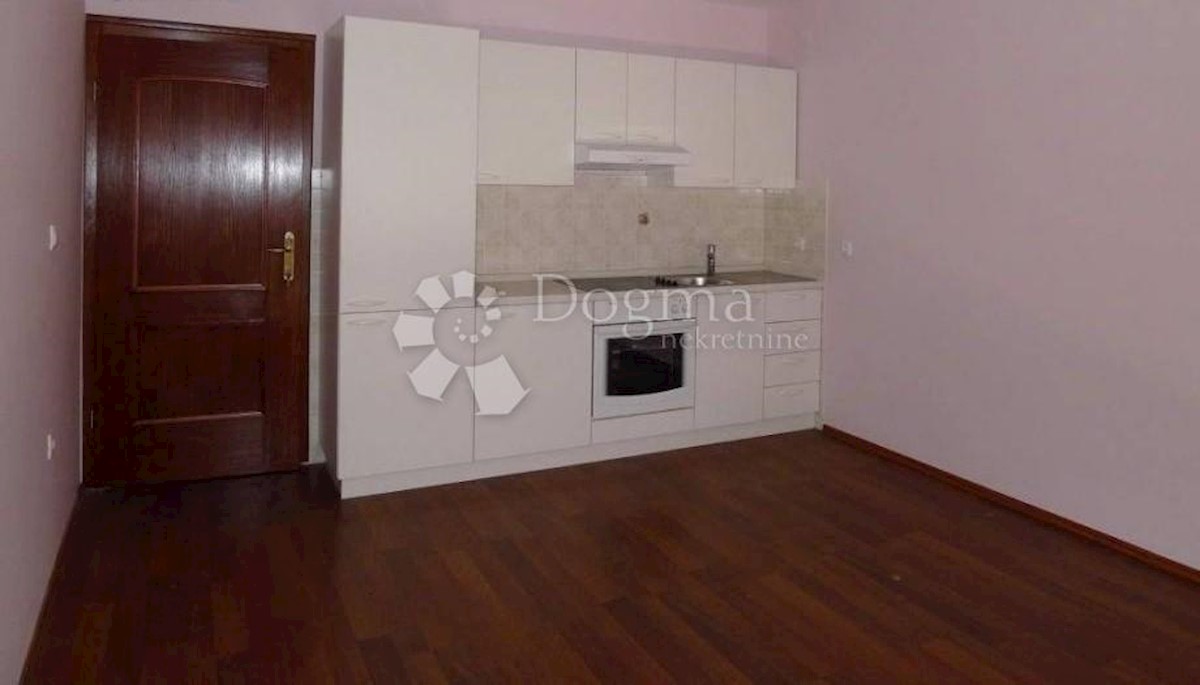Casa In vendita - PRIMORSKO-GORANSKA  CRIKVENICA 
