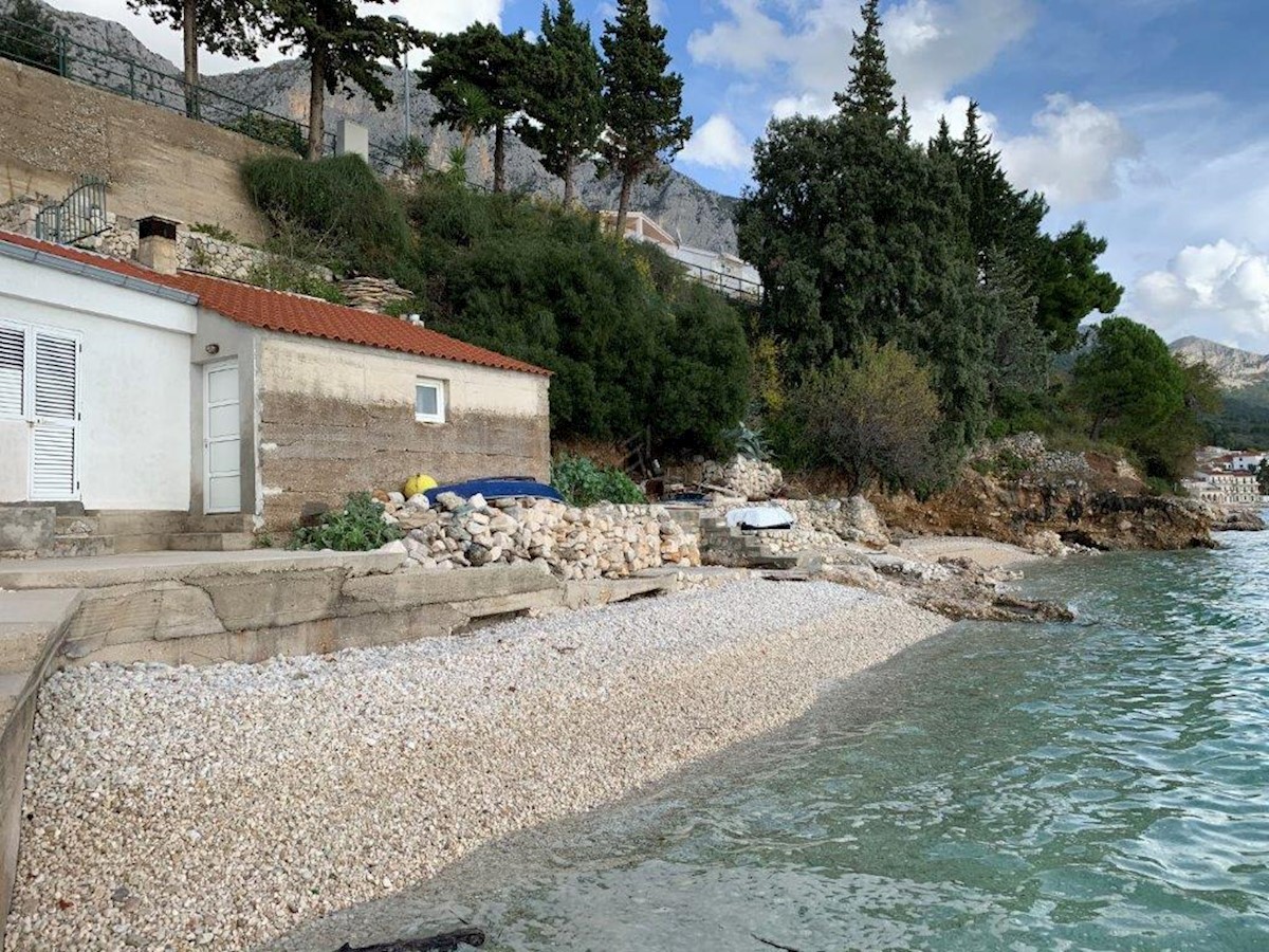 Hiša Naprodaj - SPLITSKO-DALMATINSKA  Gradac