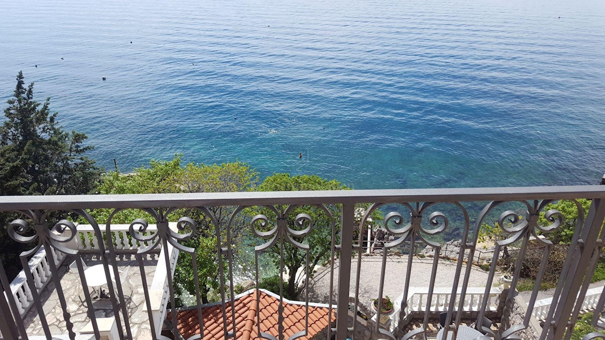 House For sale - PRIMORSKO-GORANSKA  NOVI VINODOLSKI 