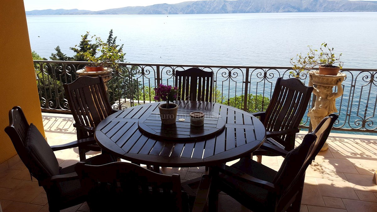 House For sale - PRIMORSKO-GORANSKA  NOVI VINODOLSKI 