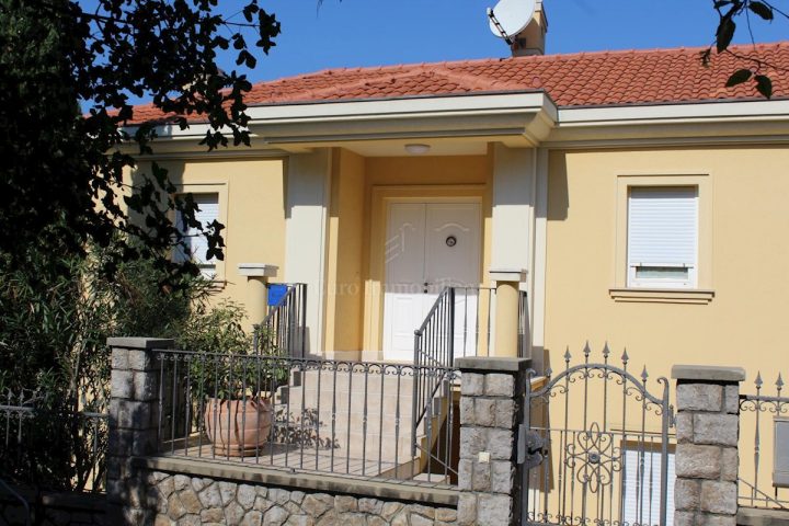 Haus Zu verkaufen - Primorsko-goranska Krk - foto 2/13
