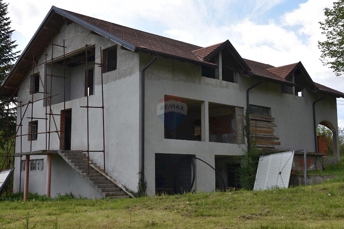 Dom Na sprzedaż - PRIMORSKO-GORANSKA  VRBOVSKO 
