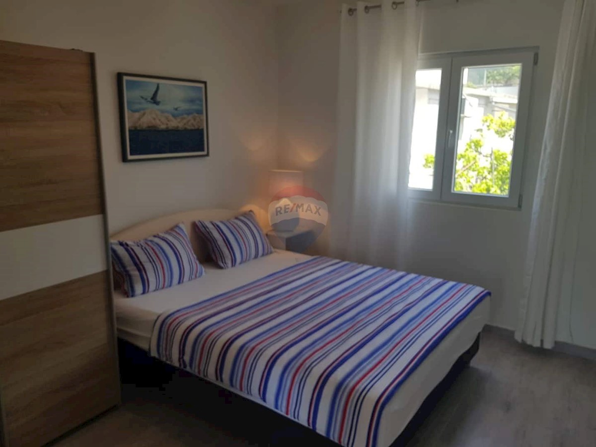 Haus Zu verkaufen - ŠIBENSKO-KNINSKA  ROGOZNICA 