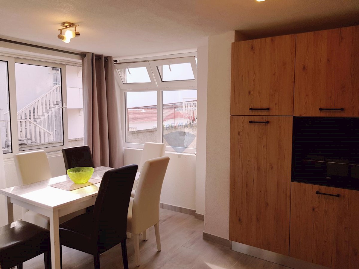 Haus Zu verkaufen - ŠIBENSKO-KNINSKA  ROGOZNICA 