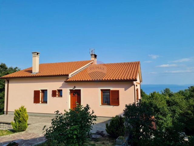 House for sale 360 m² – Veprinac