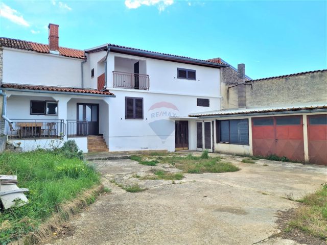 Dom na predaj 208 m² – Brtonigla