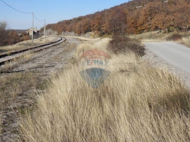 Grundstück zu verkaufen 15000 m² – Lupoglav