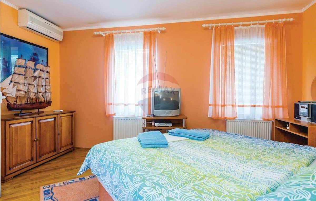 Dom Na predaj - PRIMORSKO-GORANSKA  OPATIJA 