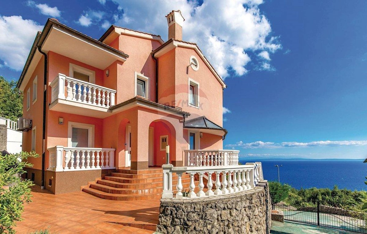 Dom Na predaj - PRIMORSKO-GORANSKA  OPATIJA 